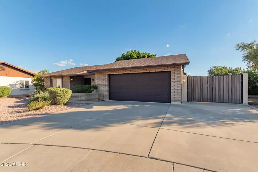 2717 W MESETO Circle, Mesa, AZ 85202