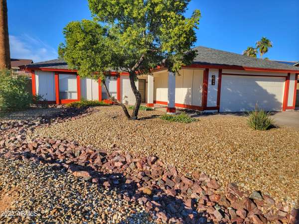 4180 W GELDING Drive, Phoenix, AZ 85053