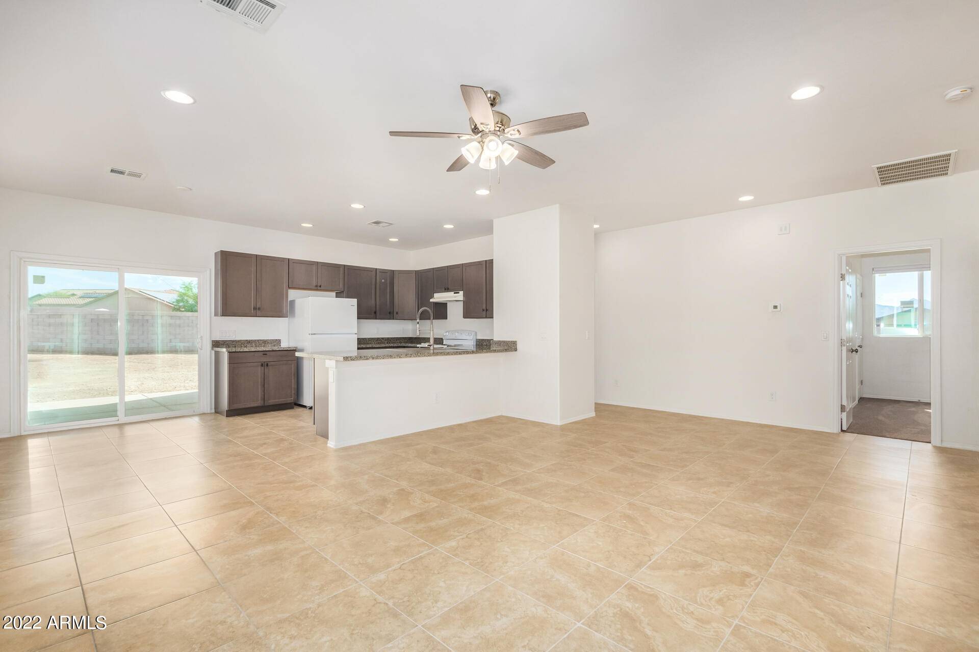 Avondale, AZ 85323,601 S 7th Street