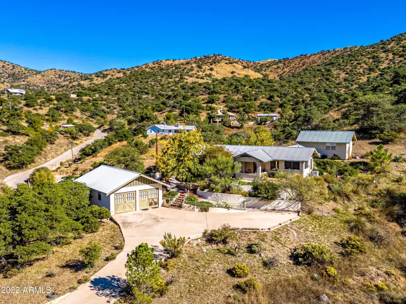 13 LOCKLIN Avenue, Bisbee, AZ 85603