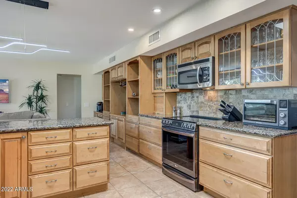 Sun City, AZ 85373,9839 W LINDGREN Avenue