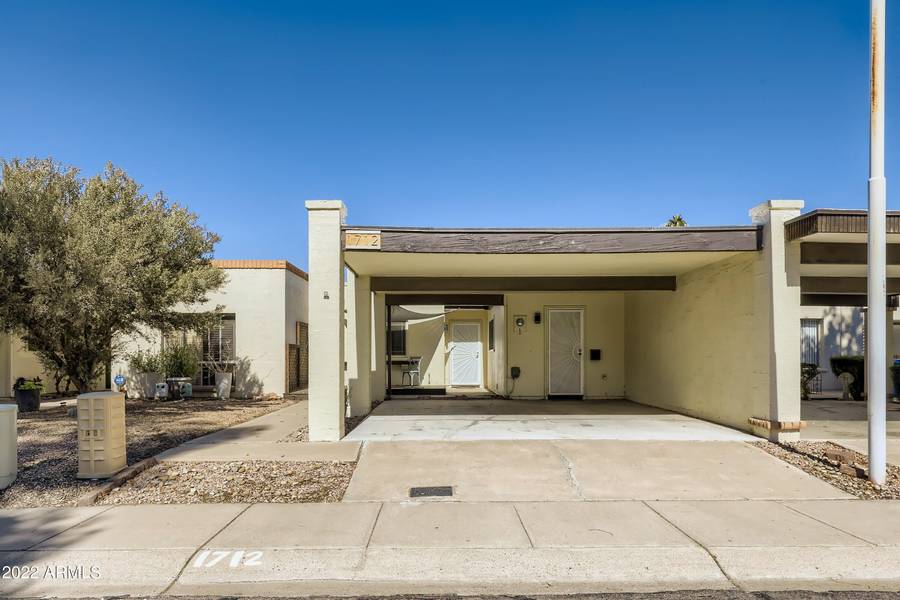 1712 E PENNY Drive, Tempe, AZ 85282