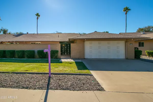 12633 W SENECA Drive, Sun City West, AZ 85375