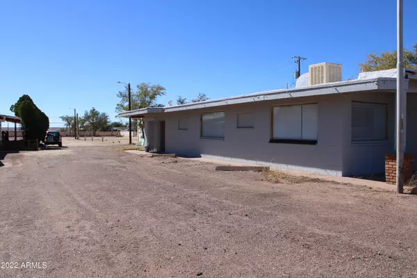 Winslow, AZ 86047,2125 W THIRD Street