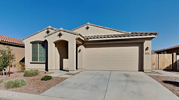 2192 W LARISSA Lane, Queen Creek, AZ 85144