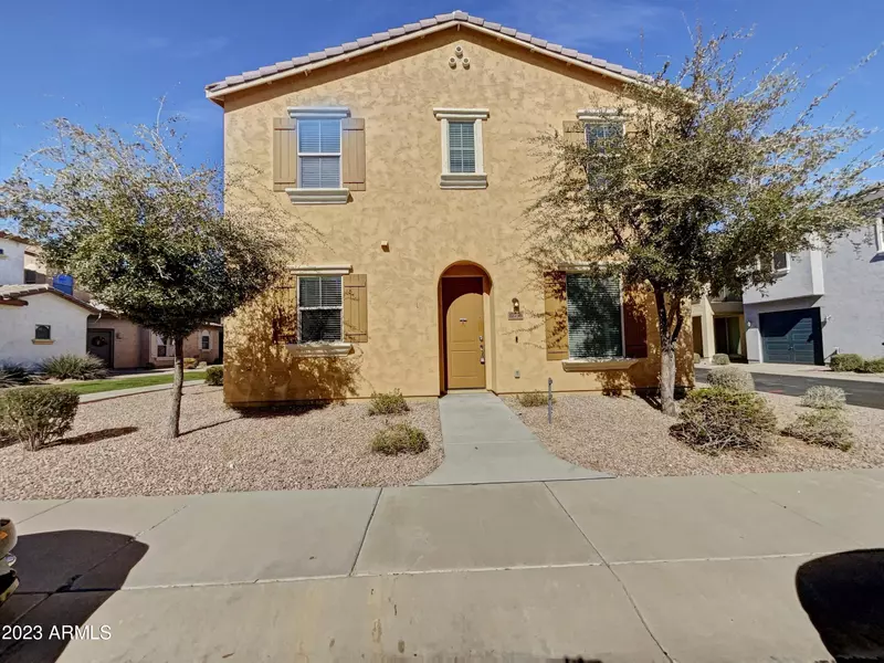 17736 W MANDALAY Lane, Surprise, AZ 85388