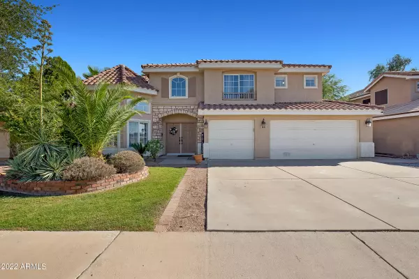 1013 W COOLEY Drive, Gilbert, AZ 85233