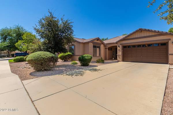 Gilbert, AZ 85297,4554 S COBBLESTONE Street