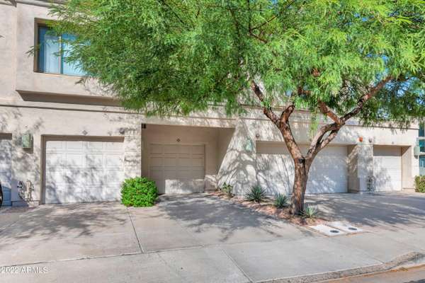 Scottsdale, AZ 85251,7520 E EARLL Drive #45