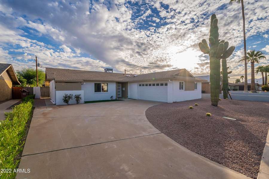 8607 E JACKRABBIT Road, Scottsdale, AZ 85250