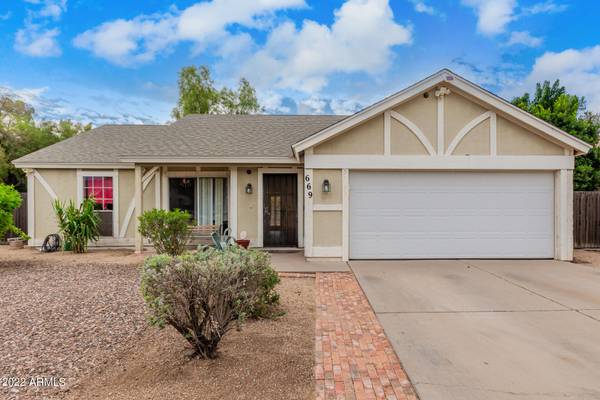 Chandler, AZ 85225,669 E ESTRELLA Drive