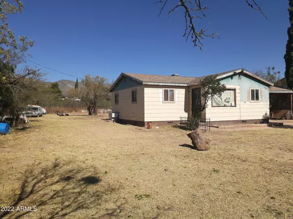 Bisbee, AZ 85603,208 HEREFORD Road