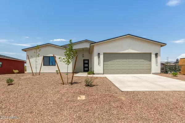 9724 E El Paso Street,  Mesa,  AZ 85207