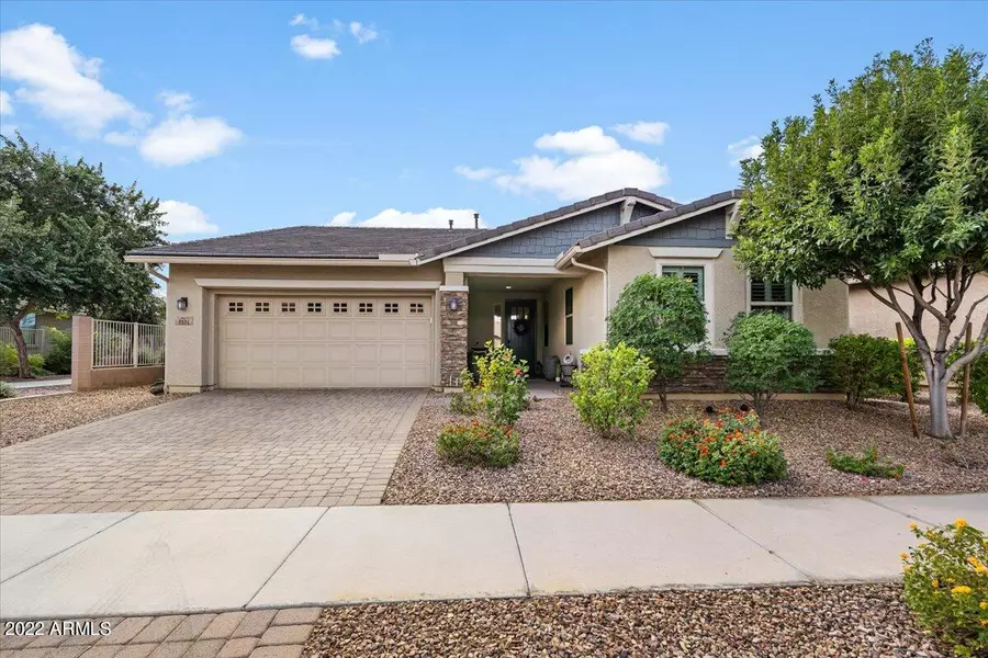 8991 W DIANA Avenue, Peoria, AZ 85345