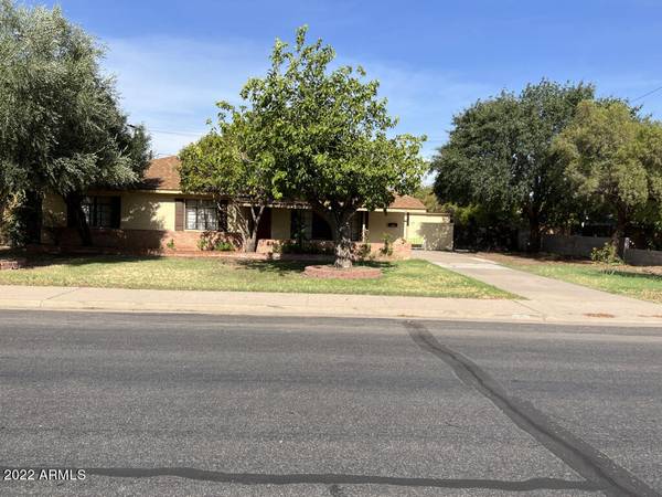 315 N FRASER Drive #West, Mesa, AZ 85203