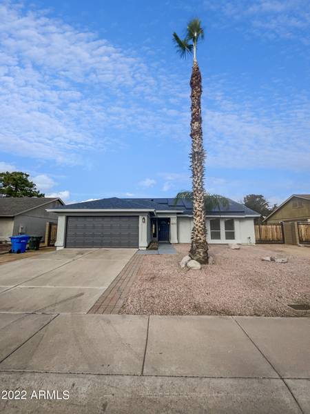 4032 E TARO Lane, Phoenix, AZ 85050