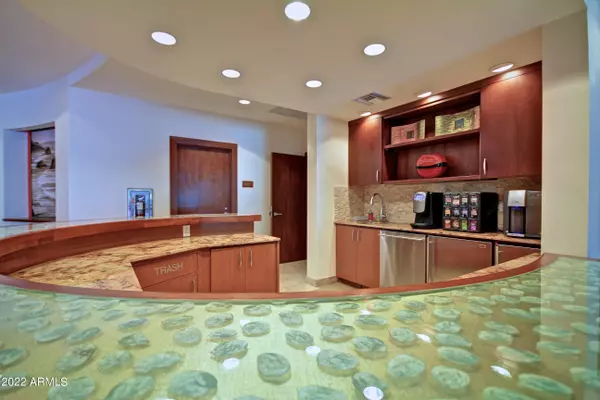 Scottsdale, AZ 85251,6803 E MAIN Street #4415