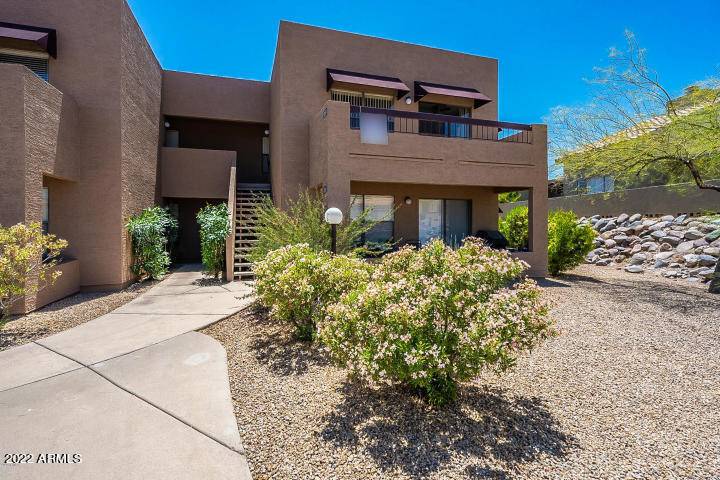 16657 E GUNSIGHT Drive #201, Fountain Hills, AZ 85268