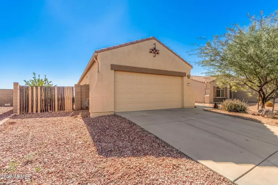 10461 E Trailhead Court, Gold Canyon, AZ 85118