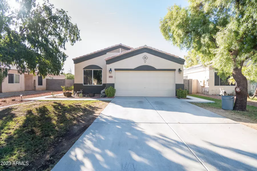 8721 W BOBBY LOPEZ Drive, Tolleson, AZ 85353