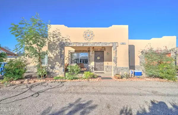 582 S MAIN Drive, Apache Junction, AZ 85120