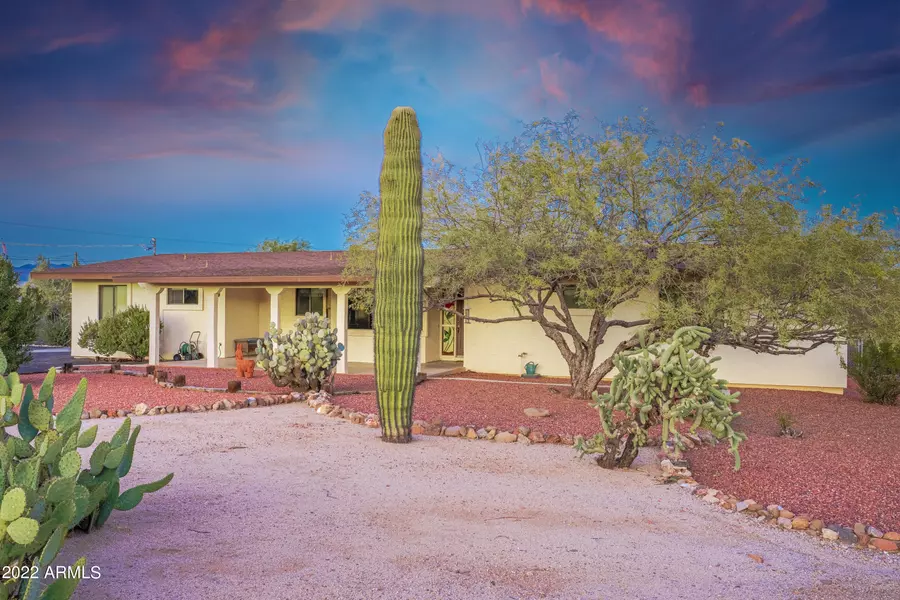 435 N LAZY FOX Road, Wickenburg, AZ 85390