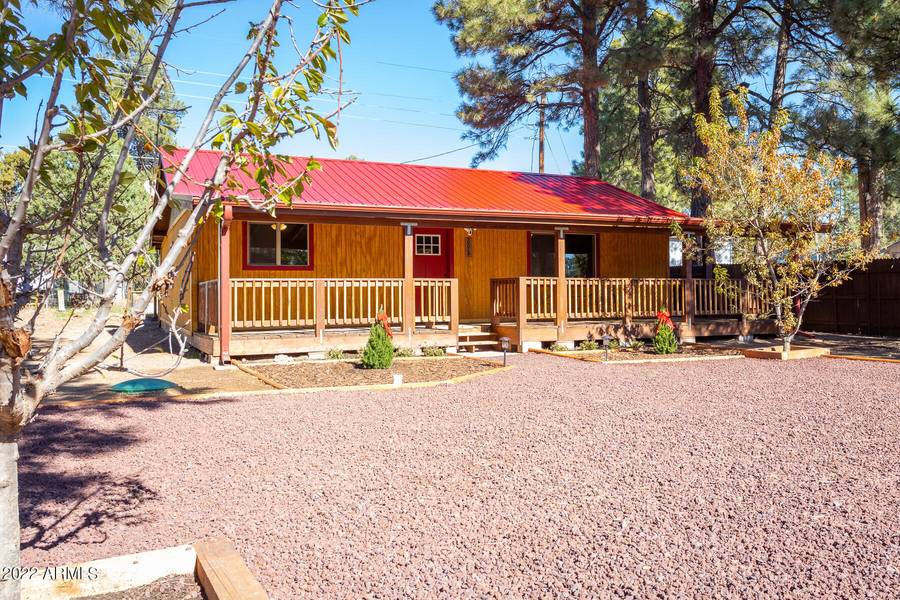 2074 THOUSAND PINES Drive, Overgaard, AZ 85933