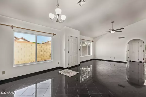 Peoria, AZ 85345,7319 W PARADISE Drive