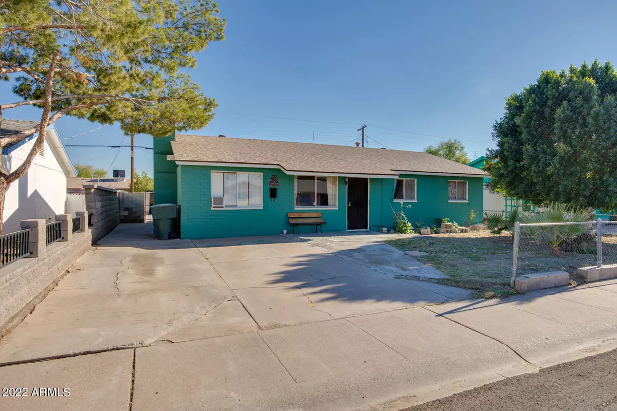 Phoenix, AZ 85033,6849 W Highland Avenue