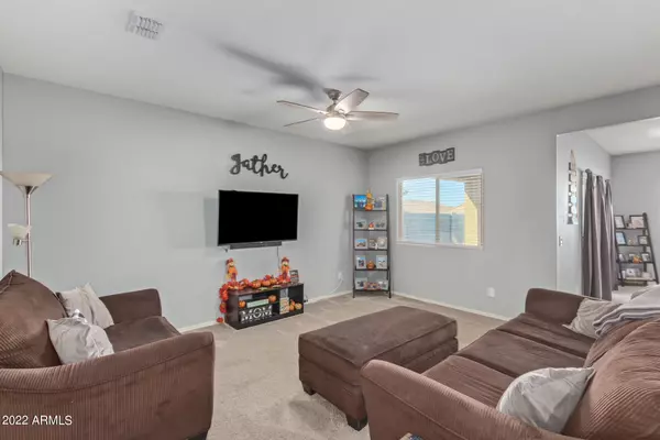 Buckeye, AZ 85396,25954 W CAT BALUE Drive