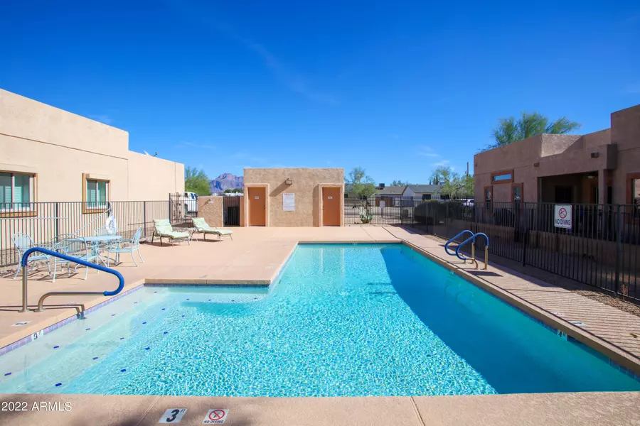 2332 W 10TH Avenue, Apache Junction, AZ 85120