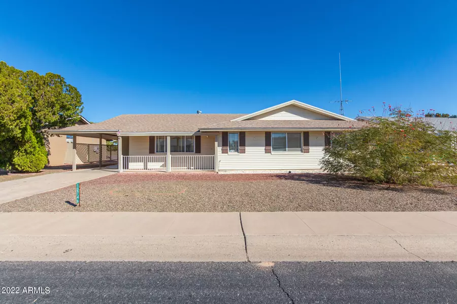 10746 W CROSBY Drive, Sun City, AZ 85351