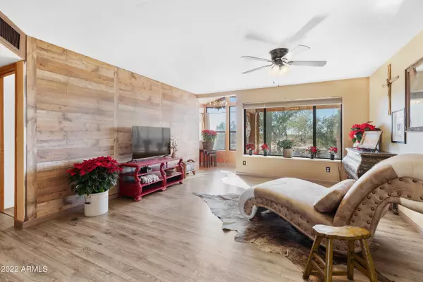 Scottsdale, AZ 85266,5748 E JOMAX Road