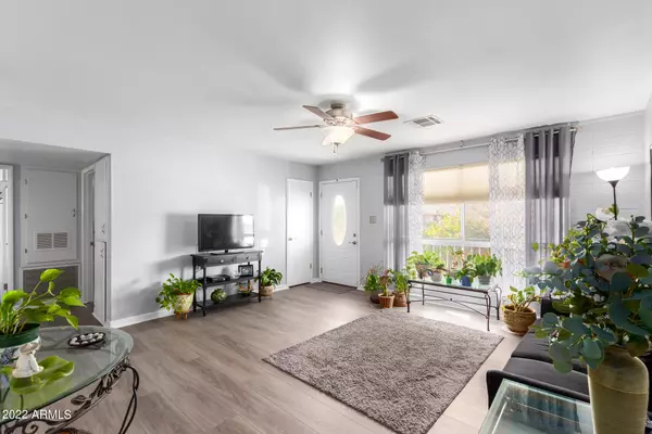 10950 W OAKMONT Drive, Sun City, AZ 85351