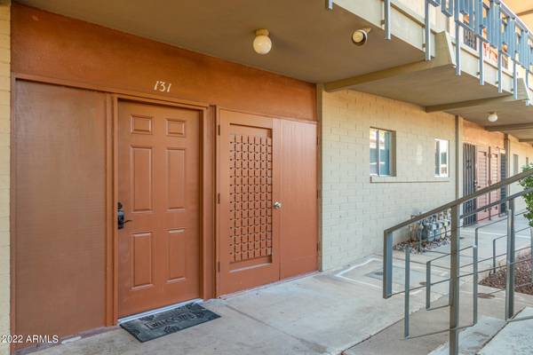 Scottsdale, AZ 85251,6125 E INDIAN SCHOOL Road #131