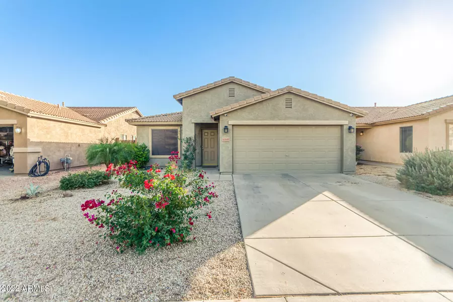 43907 W SAGEBRUSH Trail, Maricopa, AZ 85138