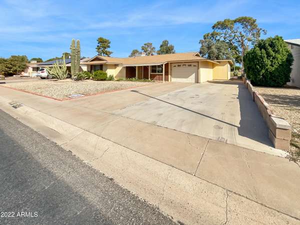 Sun City, AZ 85351,12419 N CHERRY HILLS Drive