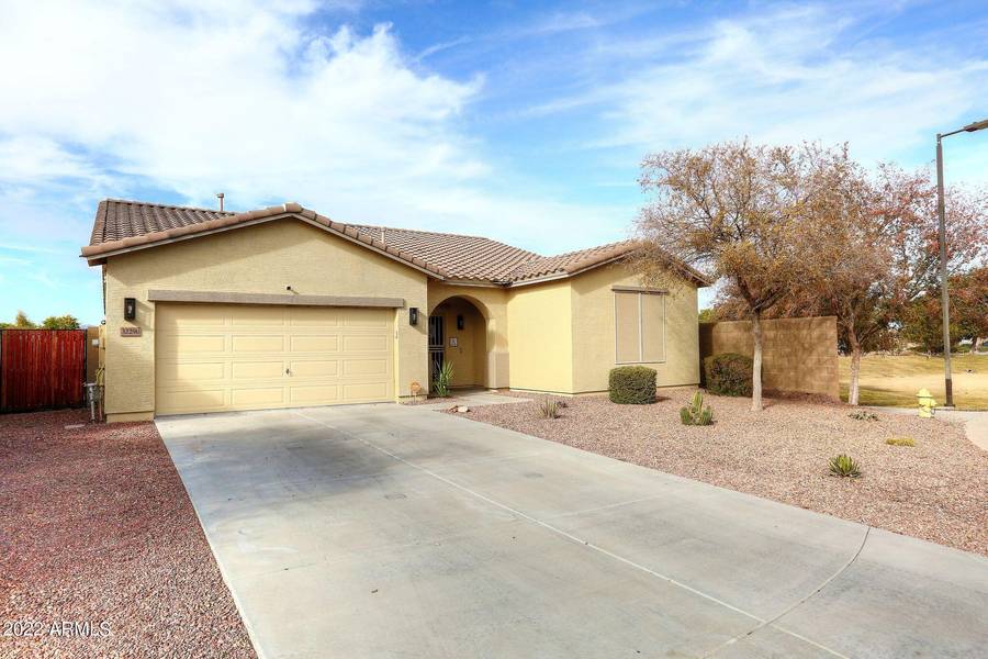 32290 N CAT HILLS Avenue, Queen Creek, AZ 85144