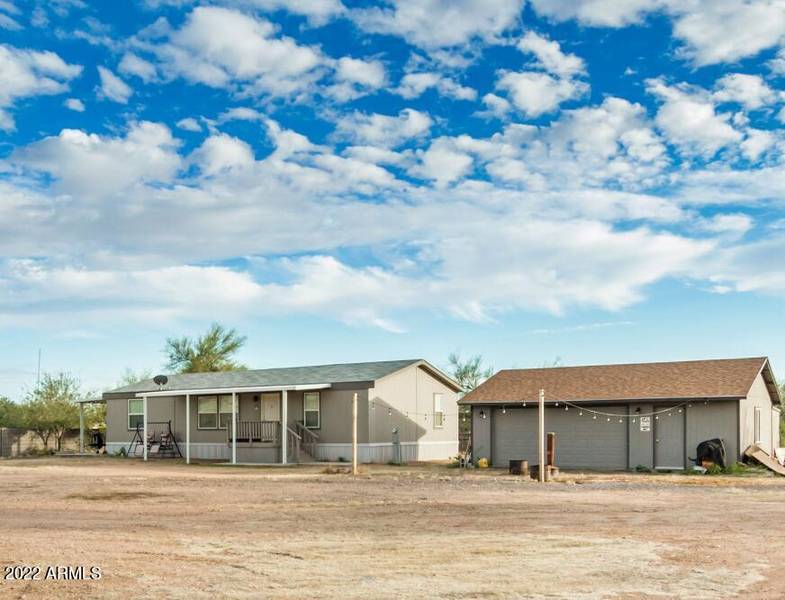 2311 W FOOTHILL Street, Apache Junction, AZ 85120