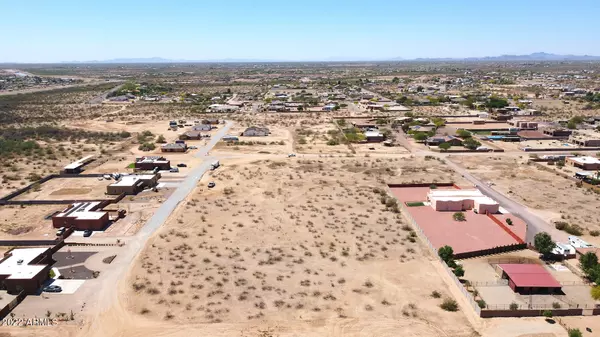 Wittmann, AZ 85361,20100 W PEAKVIEW Road #Known as parcel E