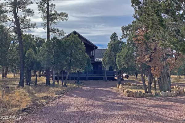 2901 ROUNDUP Circle, Happy Jack, AZ 86024