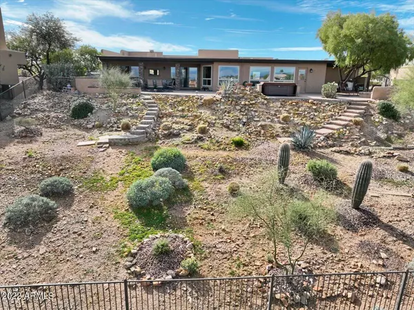 Fountain Hills, AZ 85268,15846 E THISTLE Drive