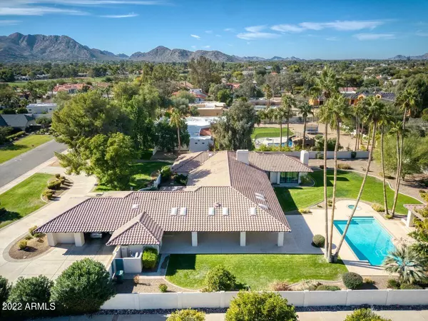 Paradise Valley, AZ 85253,5850 E BERNEIL Lane