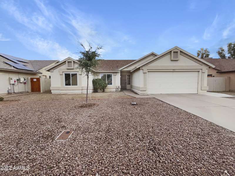 931 N STARLING Drive, Gilbert, AZ 85234