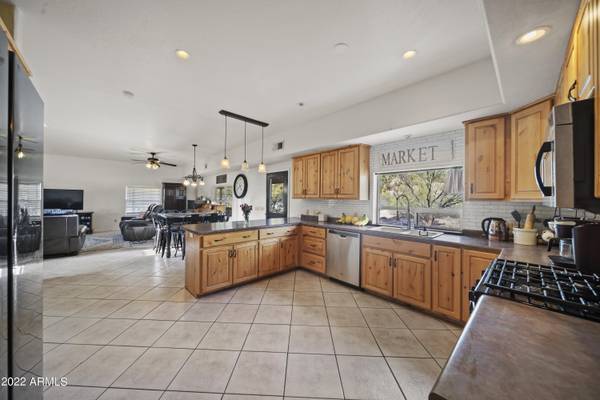 Wickenburg, AZ 85390,750 W LA PALOMA Drive