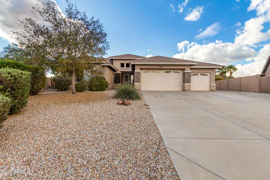 31022 N GECKO Trail, San Tan Valley, AZ 85143