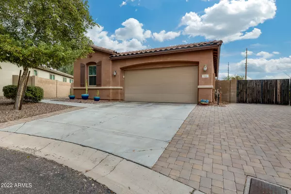 925 N SILVERADO --, Mesa, AZ 85205