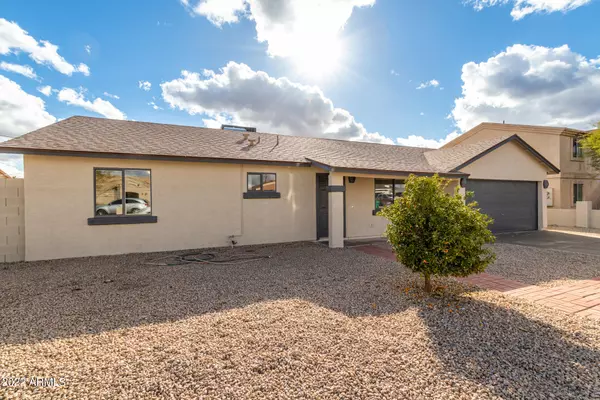 San Tan Valley, AZ 85140,5309 E PREAKNESS Drive