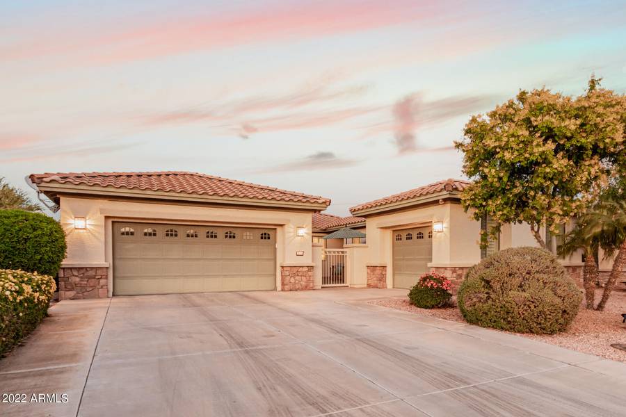 16216 W CHEERY LYNN Road, Goodyear, AZ 85395