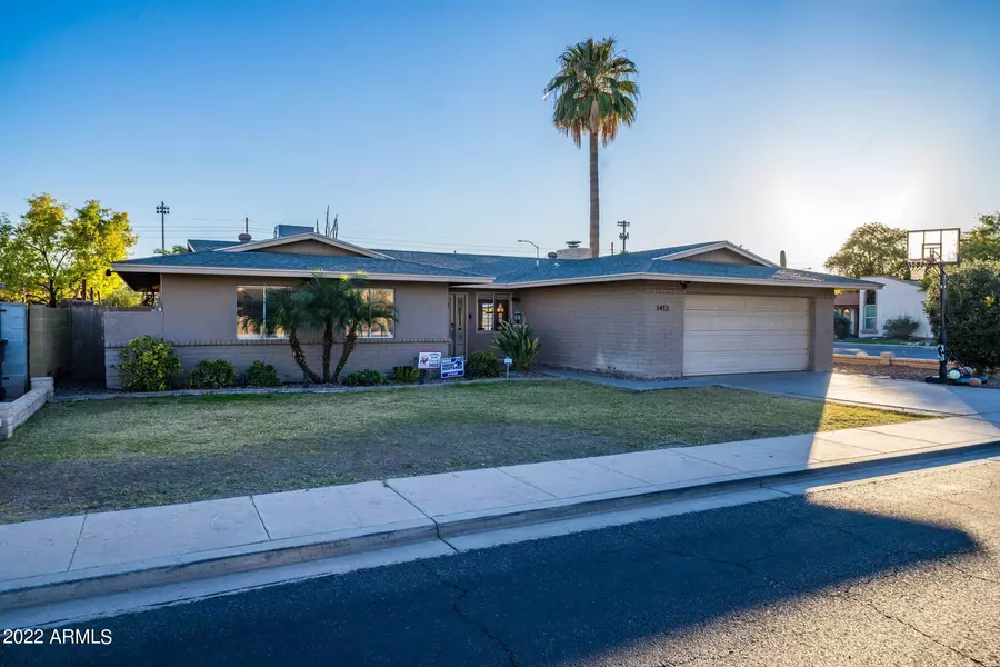 1413 W NOPAL Avenue, Mesa, AZ 85202